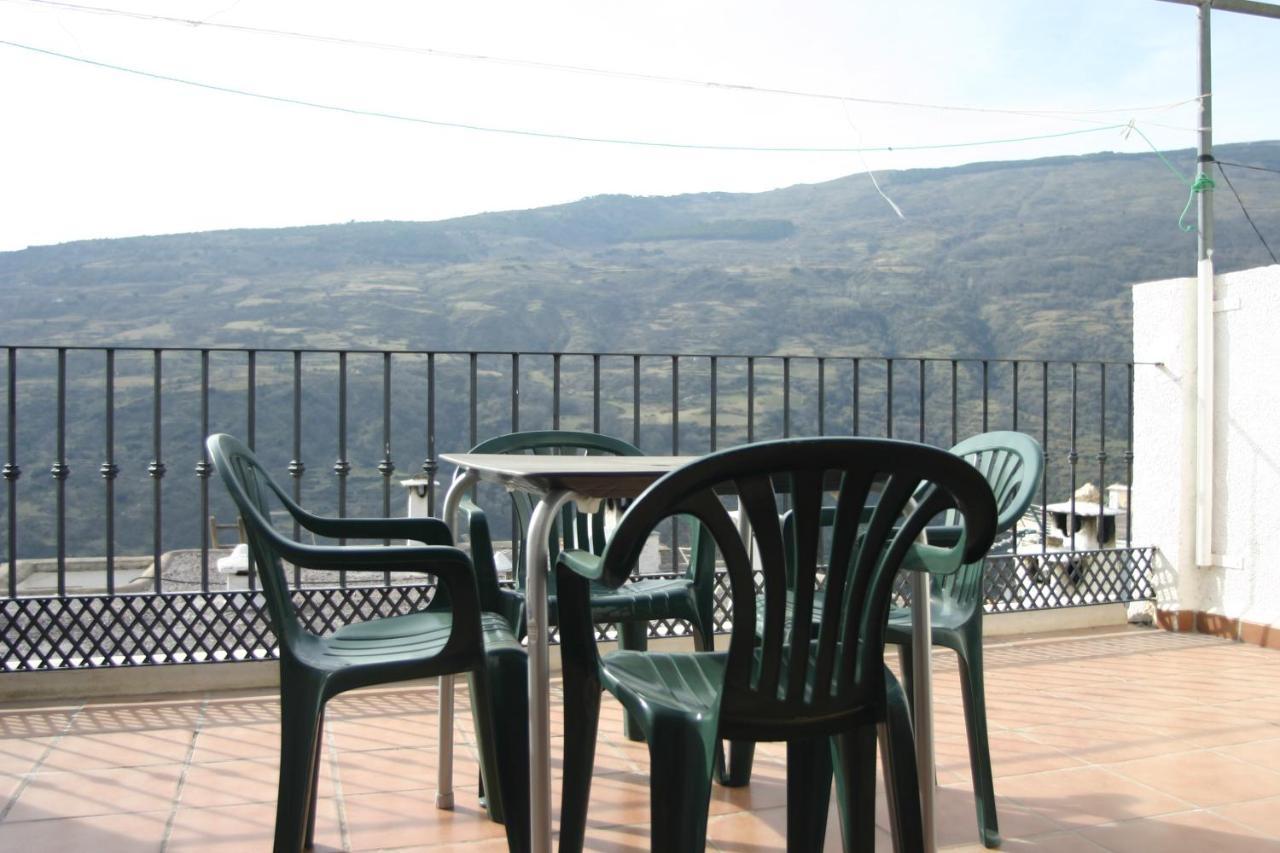 Apartamentos Y Casas Rurales Las Terrazas De La Alpujarra Bubión المظهر الخارجي الصورة