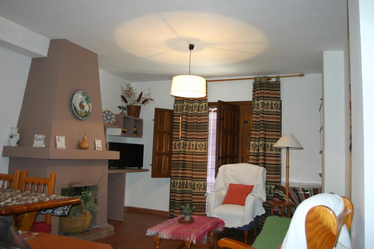 Apartamentos Y Casas Rurales Las Terrazas De La Alpujarra Bubión المظهر الخارجي الصورة